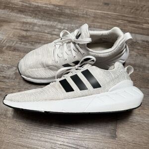 Adidas Shoes Swift Run Gray Running Shoes Sneakers Trainers Size 7